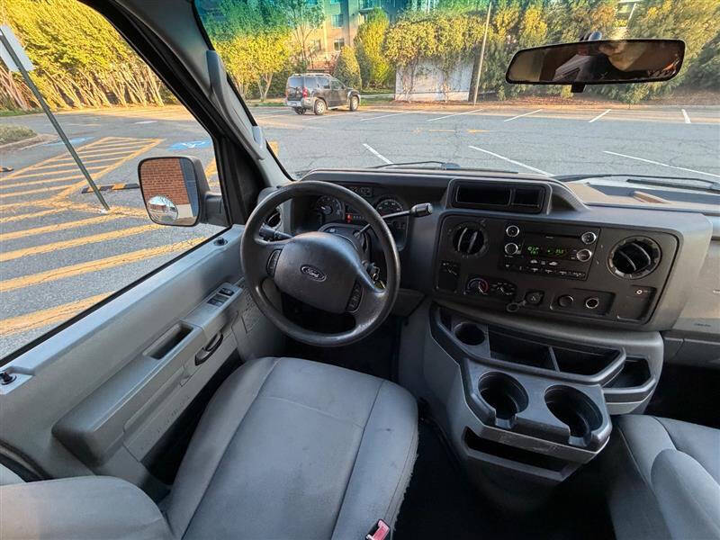 2009 Ford E-Series E-250