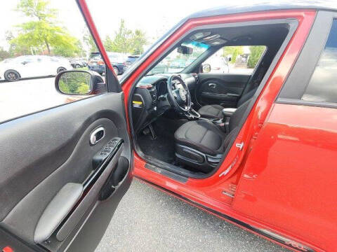 2019 Kia Soul +