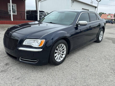 2012 Chrysler 300 for sale at Decatur 107 S Hwy 287 in Decatur TX