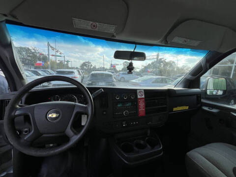 2018 Chevrolet Express 2500