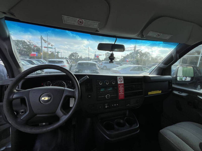 2018 Chevrolet Express 2500