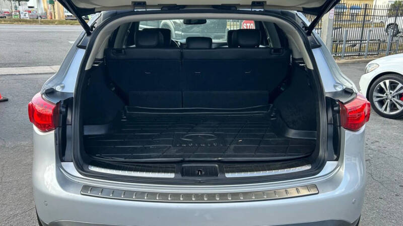 2012 Infiniti FX35