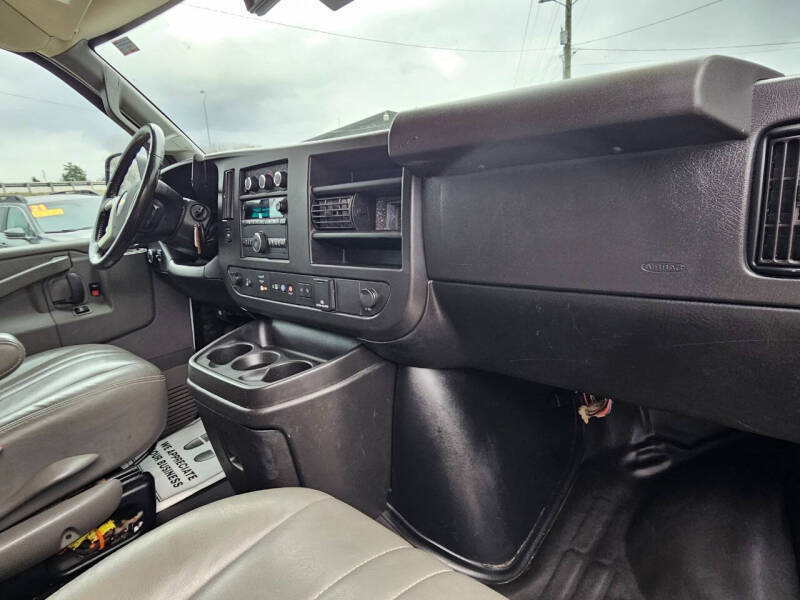 2019 Chevrolet Express 3500