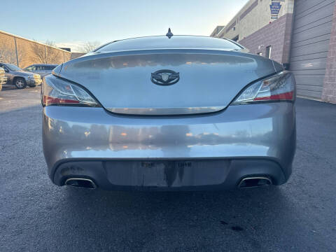 2010 Hyundai Genesis Coupe 2.0T Premium