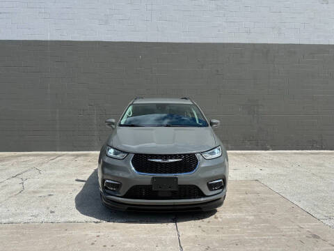 2022 Chrysler Pacifica Touring L