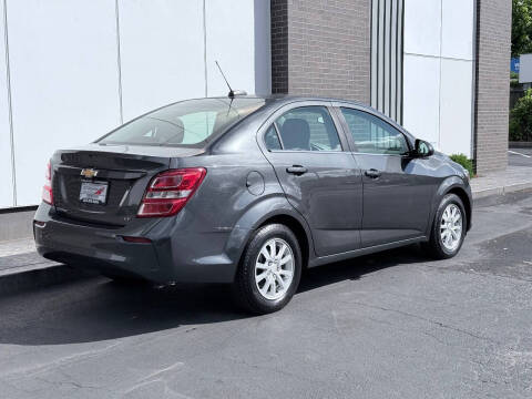 2017 Chevrolet Sonic LT Auto