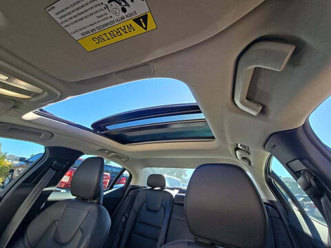 2025 Volvo S60 B5 Core