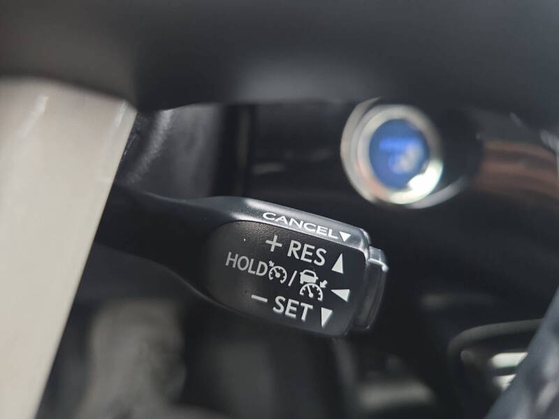 2018 Toyota Prius Four Touring