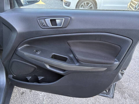 2018 Ford EcoSport SE