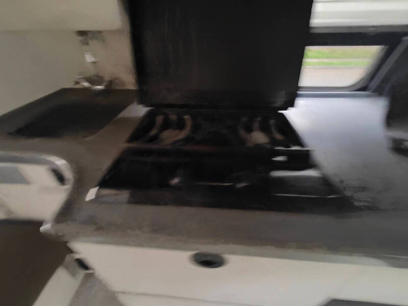 2003 Ford E-Series E-250 SD