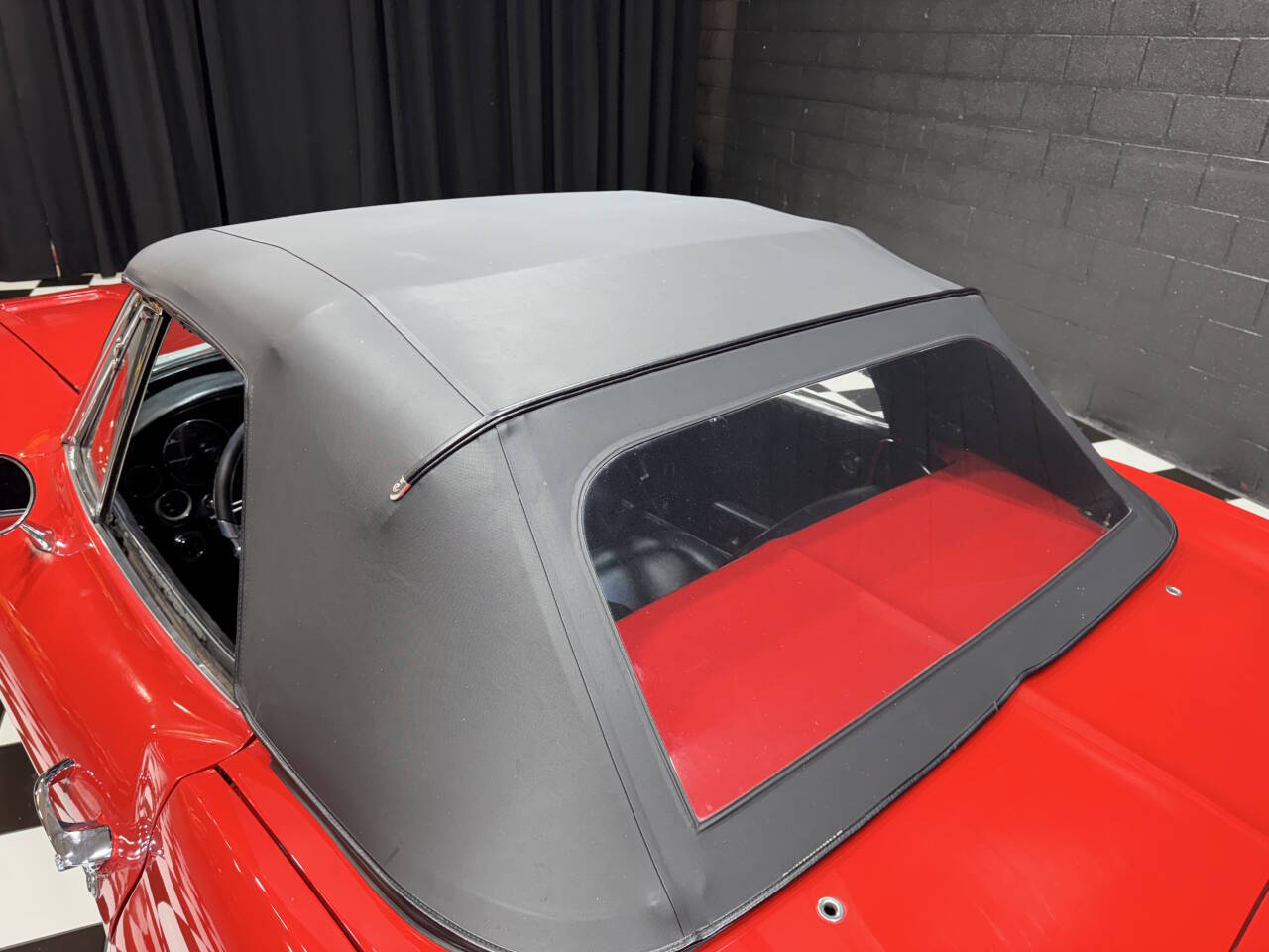 1964 Chevrolet Corvette 13