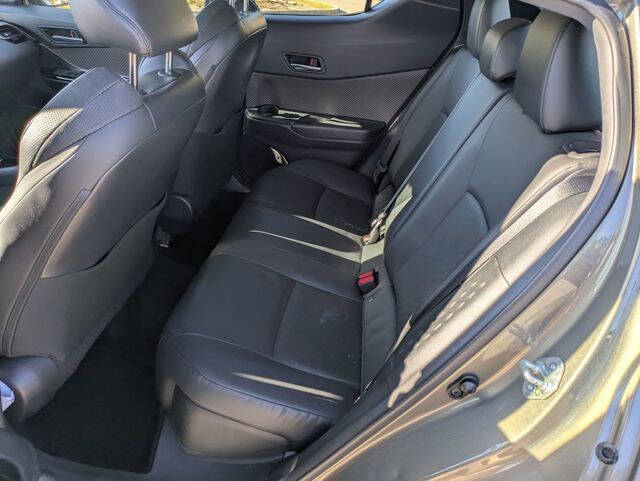 2021 Toyota C-HR XLE