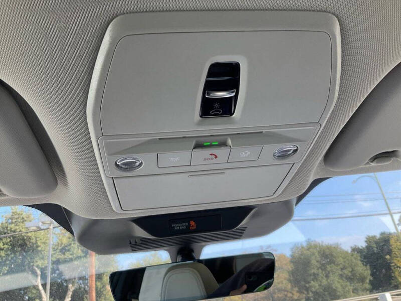 2026 Nissan LEAF Platinum+