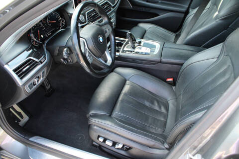 2019 BMW 7 Series 740i