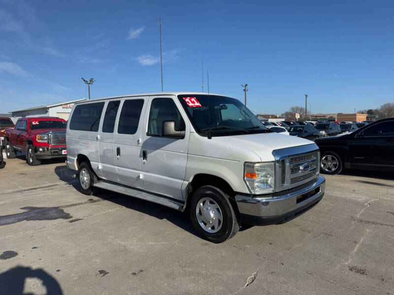 2011 Ford E-Series for sale at UNITED AUTO INC in South Sioux City NE