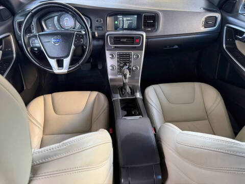 2015 Volvo V60 T5 Drive-E Premier