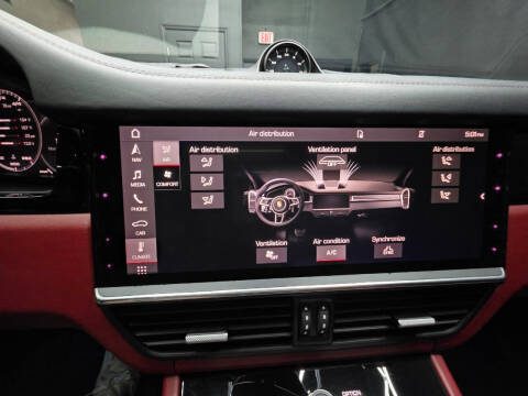 2021 Porsche Cayenne GTS