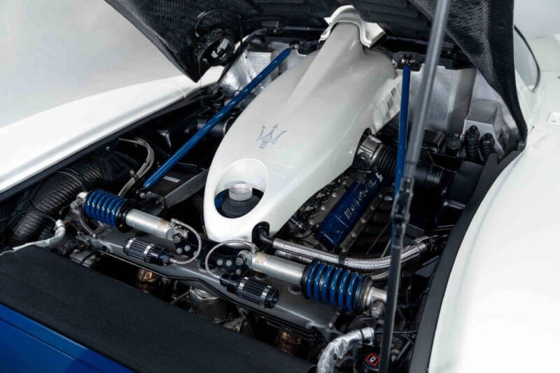 2005 Maserati MC12