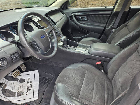 2010 Ford Taurus SHO