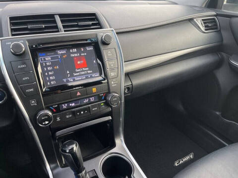 2017 Toyota Camry Hybrid XLE