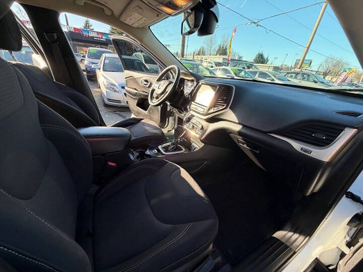 2015 Jeep Cherokee Altitude