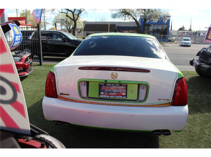 2004 Cadillac DeVille DTS