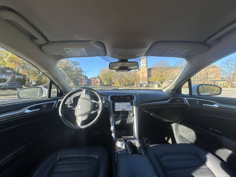 2018 Ford Fusion Hybrid SE