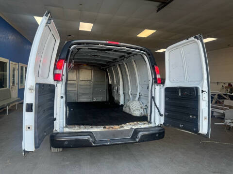 2017 Chevrolet Express 3500