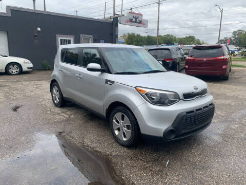 2014 Kia Soul for sale at Castle Cars Inc. in Lansing MI