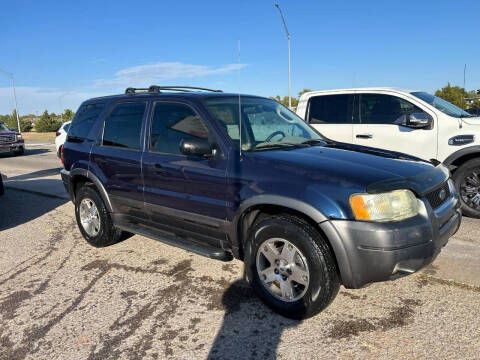 2004 Ford Escape for sale at BUZZZ MOTORS in Moore OK