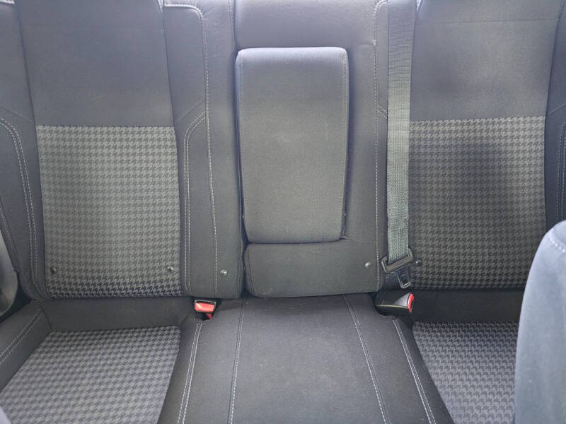 2018 Dodge Challenger SXT Plus