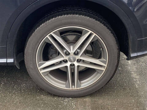 2019 Audi SQ5 3.0T quattro Premium Plus