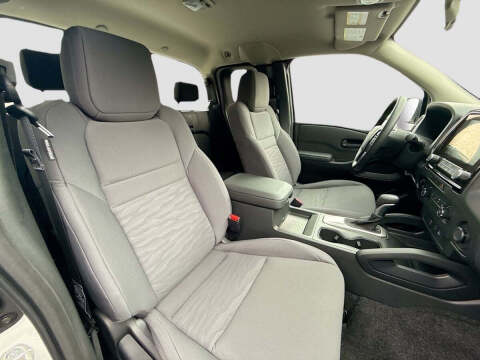 2023 Nissan Frontier S