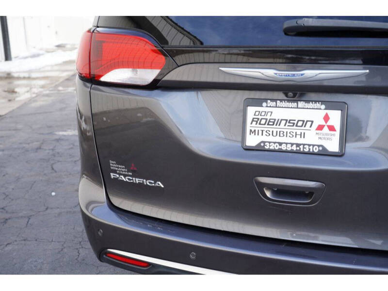 2018 Chrysler Pacifica Touring L