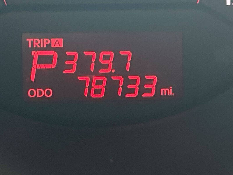 2011 Kia Sorento LX