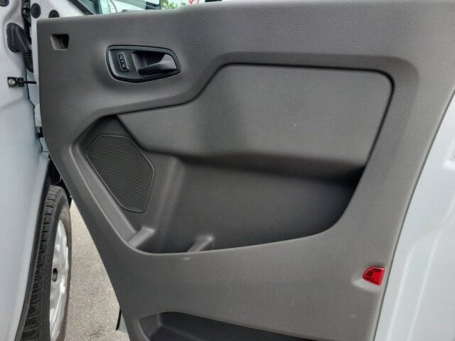 2025 Ford Transit