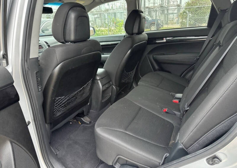 2014 Kia Sorento LX