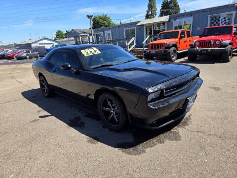 2012 Dodge Challenger SXT Plus