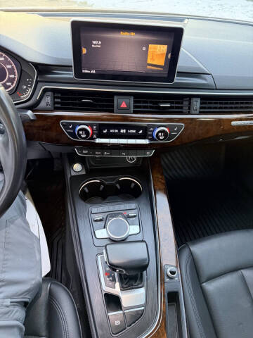 2019 Audi A4 quattro Premium Plus 45 TFSI