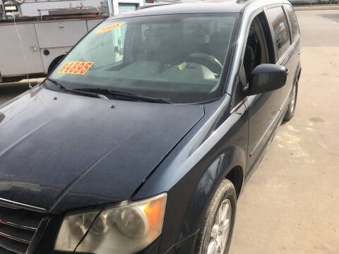 2008 Chrysler Town and Country for sale at Southside Auto in Manhattan KS