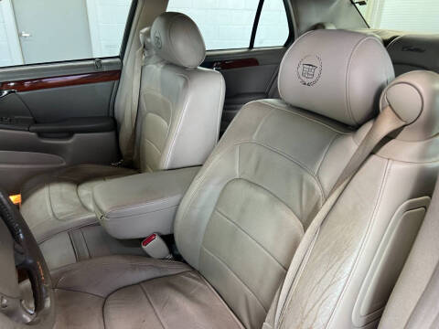 2004 Cadillac DeVille