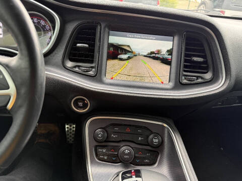 2016 Dodge Challenger SXT