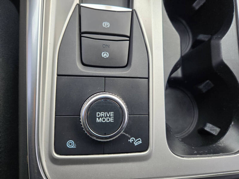 2022 Ford Explorer Hybrid Platinum