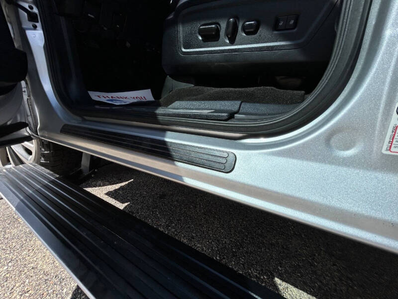 2017 Lincoln Navigator Select