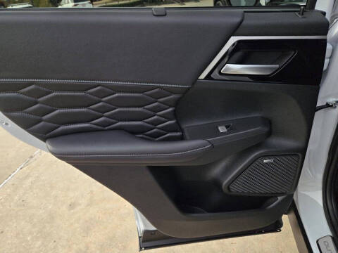 2026 Mitsubishi Outlander SEL