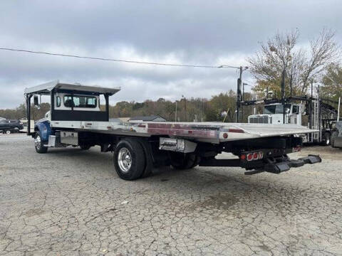 2009 Peterbilt 335