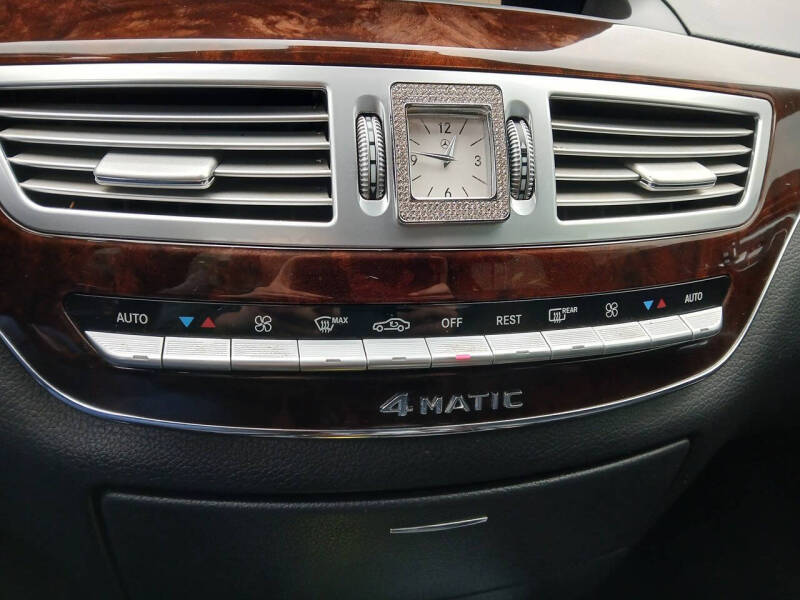 2012 Mercedes-Benz S-Class S 550 4MATIC