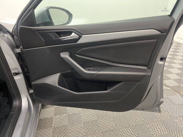 2025 Volkswagen Jetta S