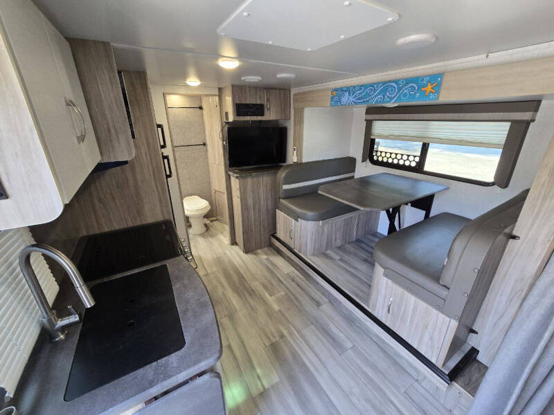2022 Winnebago MINNIE MICRO