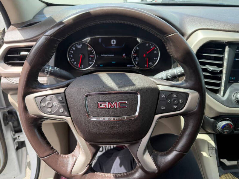 2018 GMC Acadia Denali